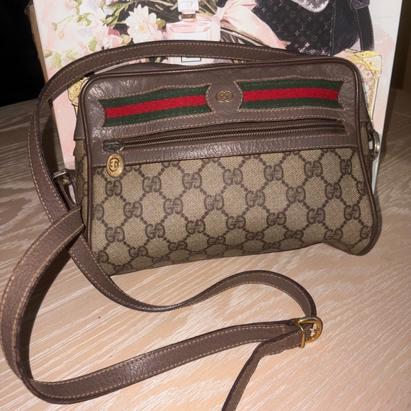 Gucci Handbags - Gucci Vintage Brown and Tan Signature Logo Crossbody Bag EUC with Minor Interior